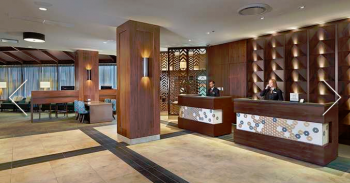 DoubleTree by Hilton Hotel & Conference Centre Regina lobby